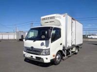 Hino Dutro 2023