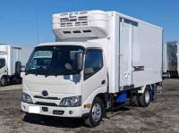 Hino Dutro 2023