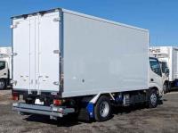 Hino Dutro 2023