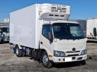 Hino Dutro 2023