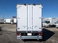 Hino Dutro 2023