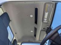 Hino Dutro 2023