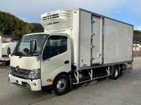 Hino Dutro 2023