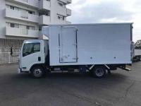 Isuzu ELF 2023
