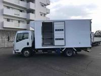 Isuzu ELF 2023