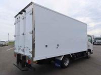 Isuzu ELF 2021