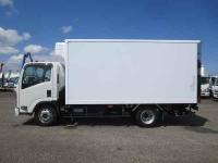 Isuzu ELF 2023
