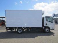 Isuzu ELF 2023
