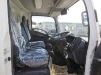 Isuzu ELF 2023