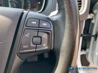 Volvo V40 2015