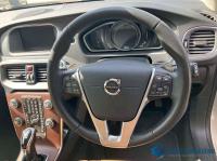 Volvo V40 2019