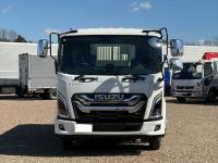 Isuzu Forward 2024