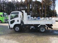 Isuzu Forward 2024