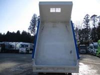 Isuzu Forward 2024