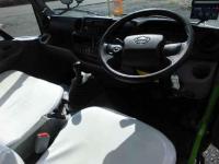 Hino Dutro 2022
