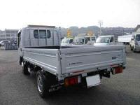 Isuzu ELF 2024