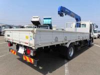 Isuzu Forward 2022