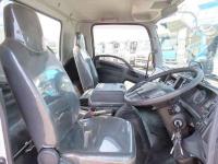 Isuzu Forward 2022