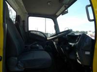 Isuzu ELF 2021