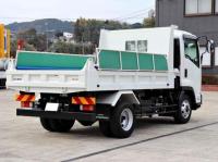 Isuzu Forward 2024