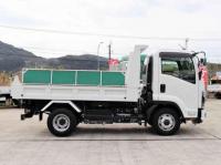 Isuzu Forward 2024