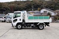 Isuzu Forward 2024
