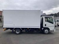 Isuzu ELF 2024
