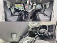 Isuzu ELF 2024