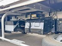 Isuzu ELF 2023