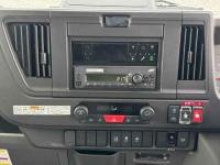 Isuzu ELF 2024