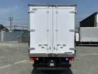 Mitsubishi Canter 2023