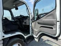 Mitsubishi Canter 2023