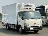 Toyota DYNA 2025