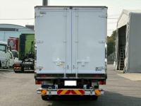 Toyota DYNA 2025