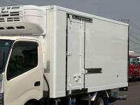 Toyota DYNA 2025