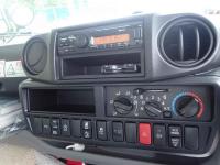 Hino Dutro 2024