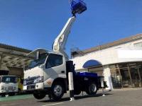 Hino Dutro 2024