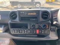 Hino Dutro 2024