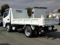 Mitsubishi Canter 2025