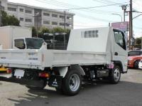 Mitsubishi Canter 2025
