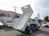 Mitsubishi Canter 2025