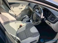 Volvo V40 2019