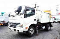 Hino Dutro 2016