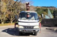 Hino Dutro 2004