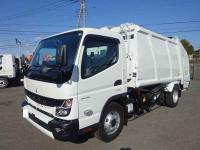 Mitsubishi Canter 2024
