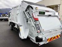 Mitsubishi Canter 2025
