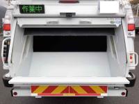 Mitsubishi Canter 2025