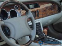 Jaguar XK 2000