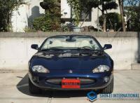 Jaguar XK 2000