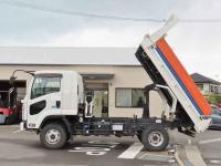 Isuzu Forward 2023